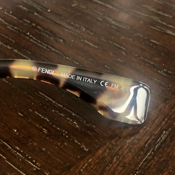 ?NEW FENDI SHOW STOPPER SUNGLASSES ? main image 4